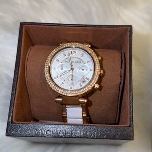 Michael Kors Parker MK5774 Women’s 39mm Quartz Wristwatch